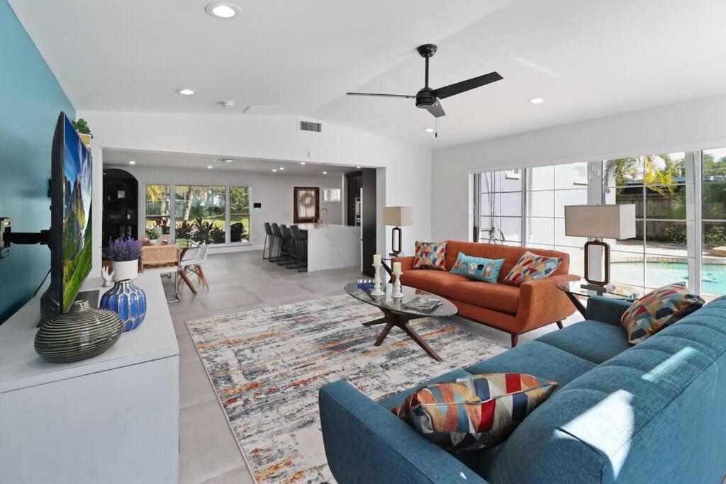 Palm Tree Paradise Tampa Pool Home Exterior foto